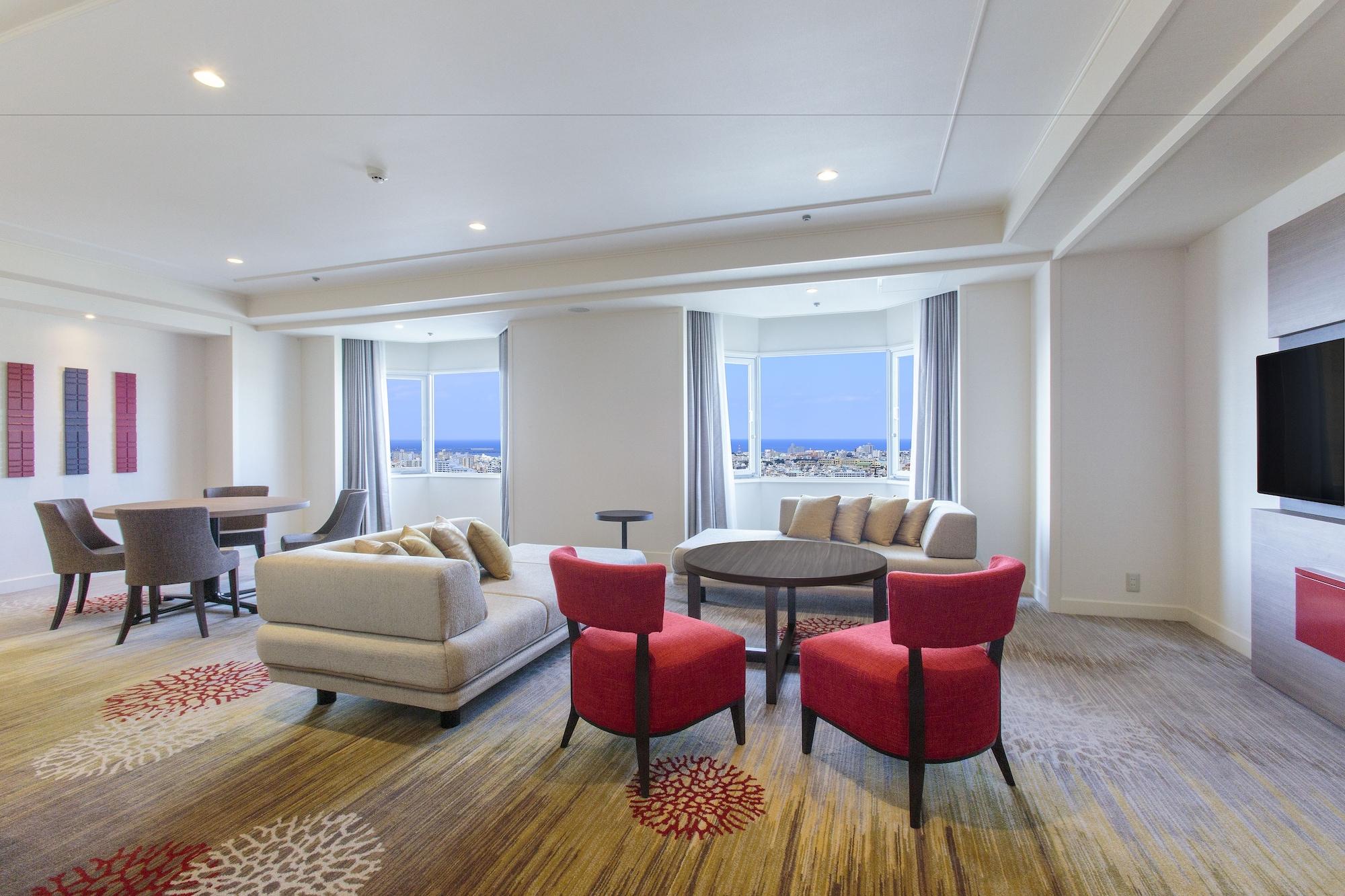 Doubletree By Hilton Naha Shuri Castle Eksteriør billede