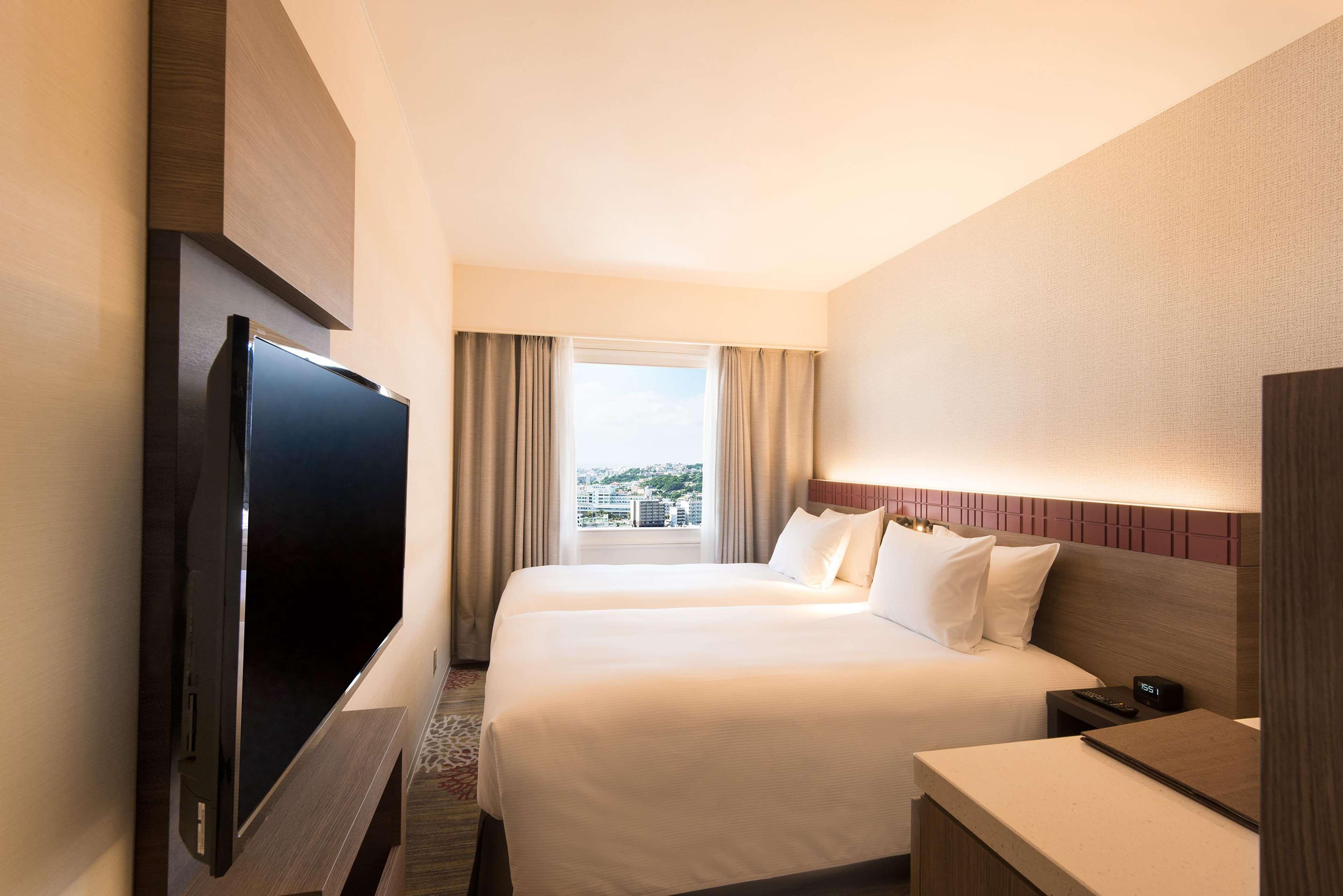 Doubletree By Hilton Naha Shuri Castle Eksteriør billede