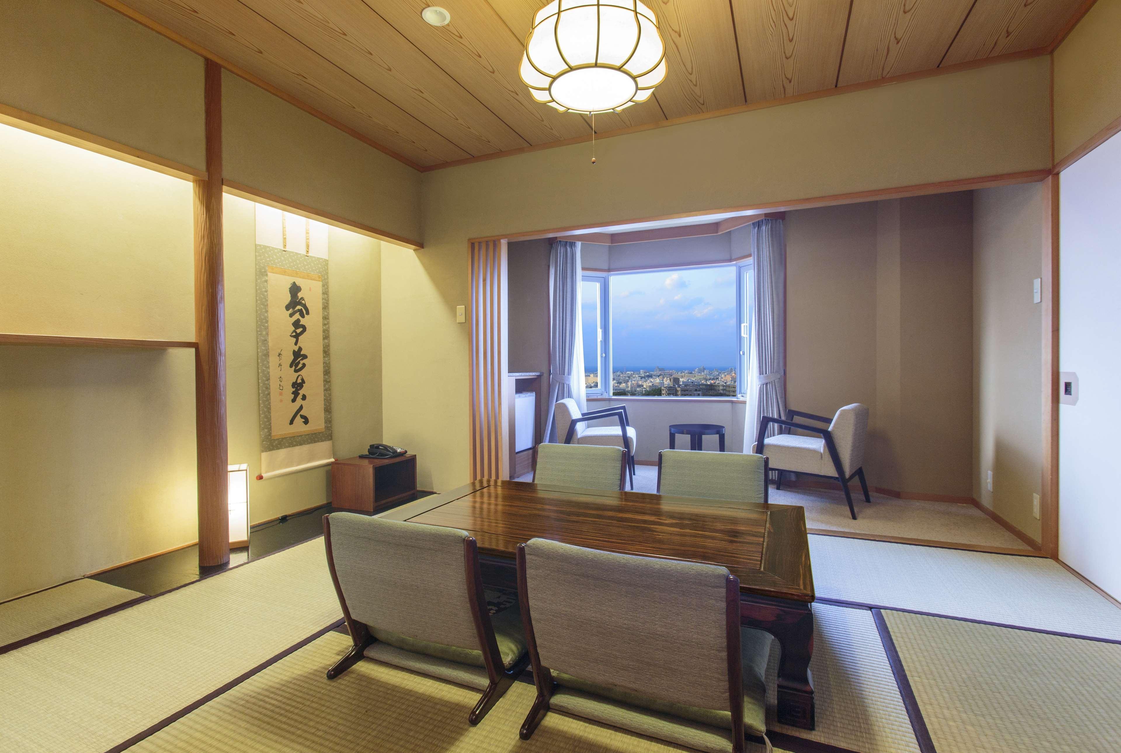 Doubletree By Hilton Naha Shuri Castle Eksteriør billede